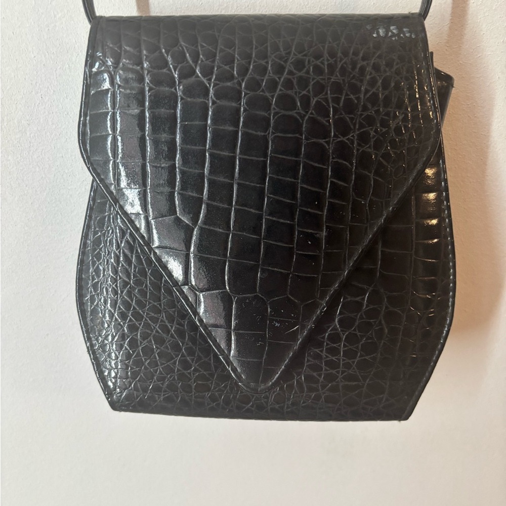 Elegant Black Crocodile Pattern Women's Bag